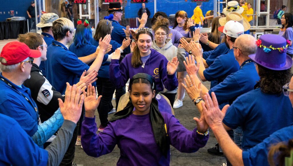Youth Robotics Programs in DC, MD, VA - FIRST Rob