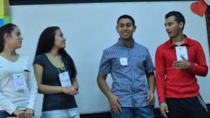 Students sharing their knowledge