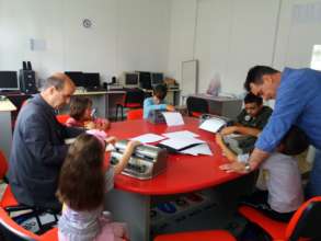 The children attending the Braille lessons