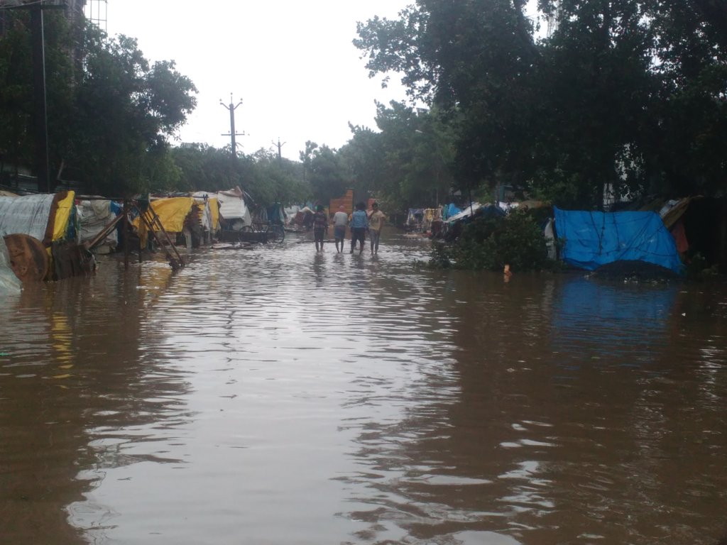 Emergency relief for 400 families - Vartha cyclone