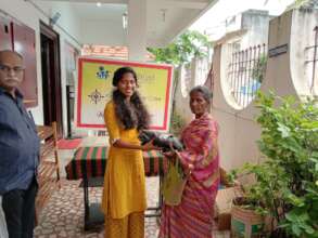 Distribution of sparingly used cloths