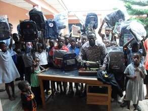 Misthy with children and bags