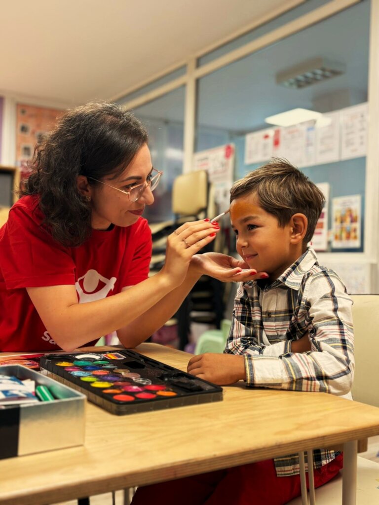 Mobile School - Education for Children in Romania