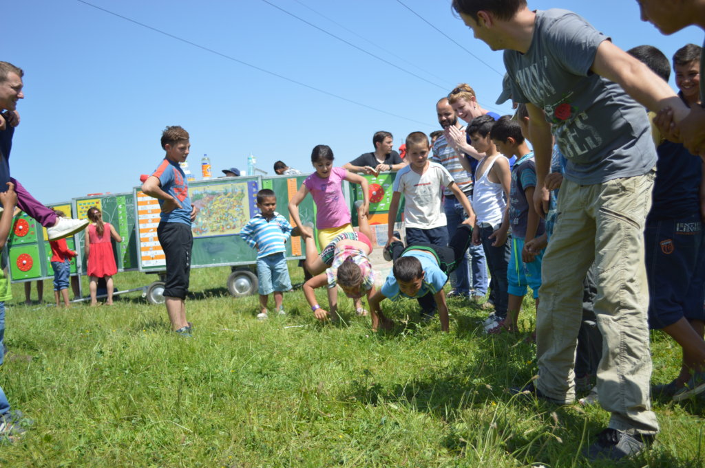 Games at a Mobile School activity