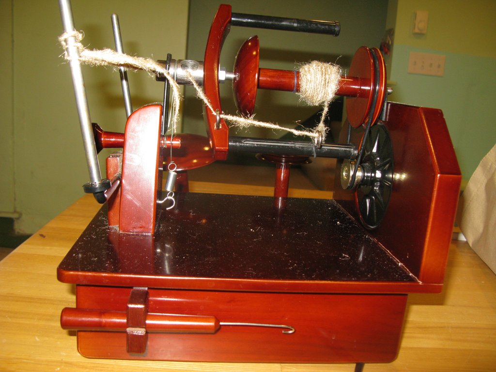 Roberta spinner that can REALLY twist