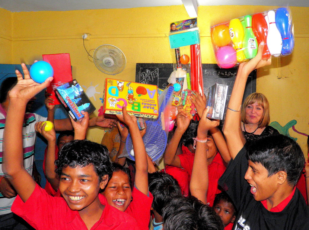 Give Toys to children who have never had them