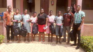 Encouraging high school students in teens club