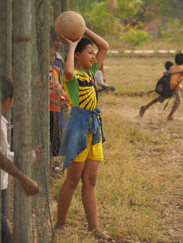 Empower 100 Cambodian Girls Reach Full Potential