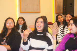 Mentors interacting during 'Mentor Orientation'
