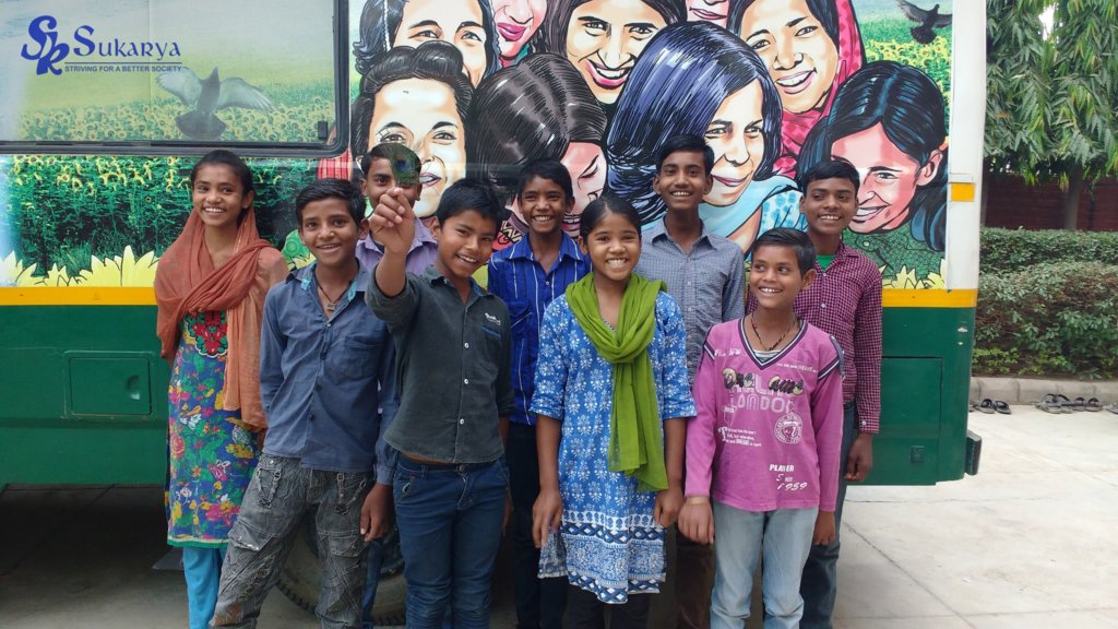 Providing School Bags for 240 Children in 6 Slums