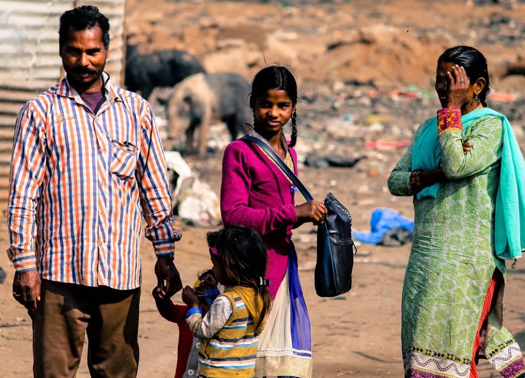 Providing School Bags for 240 Children in 6 Slums