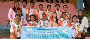 Munting Nurse Esprit de Corps