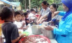 Teachers and Moms at Mukammali Elementary School