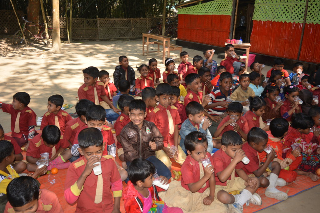 Student-to-Student Lunch Project: Rural Bangladesh