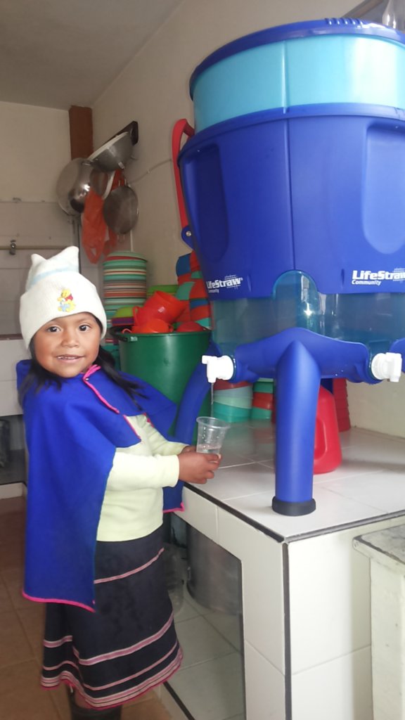 Water filters for children in Colombia