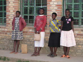 Anti-Violence Clubs & Training for 1000 Leaders