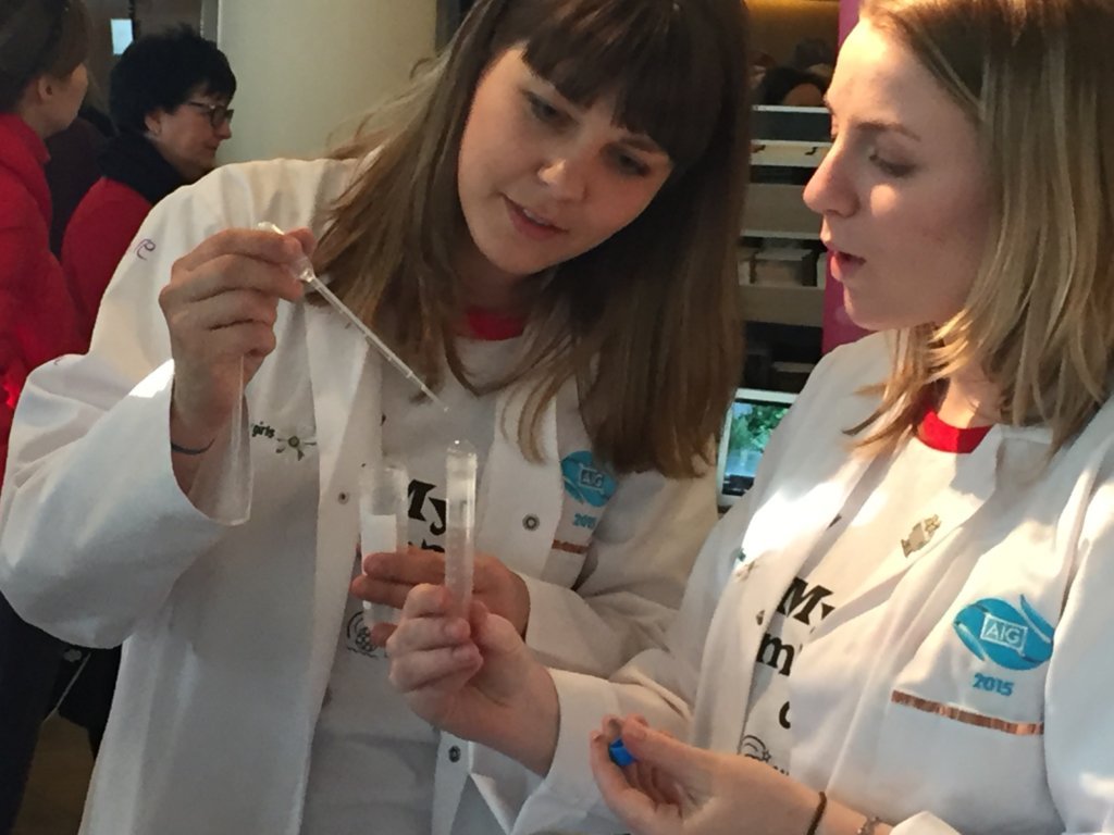 Give girls a greenlight in STEM around the world!