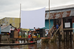 The "canoa cinema" was over a platform.
