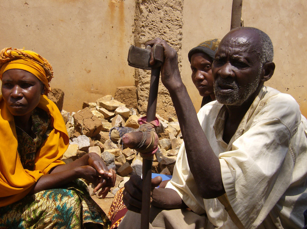 Protect 815 Rwandan Women from Domestic Violence