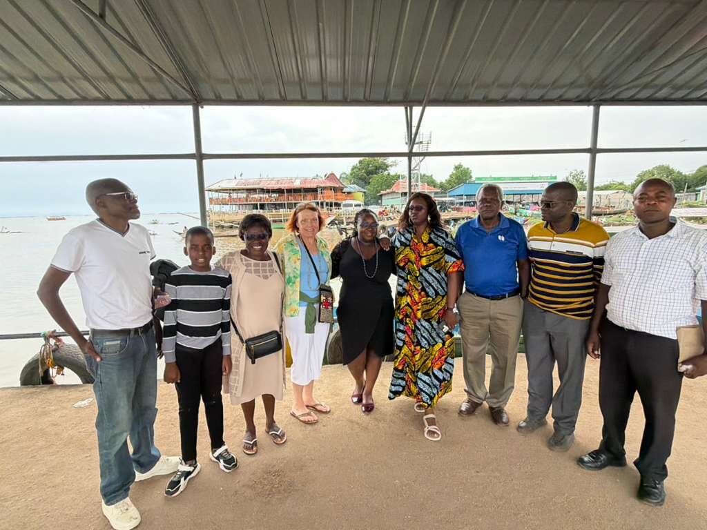 Virtues Work 4 People Team, VPIA guests, Fortune