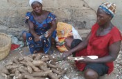 HELP 50 WOMEN FIGHT POVERTY IN NIGERIA