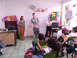 New international volunteers in English class