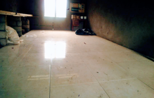 Tiled floor to ensure easy cleaning