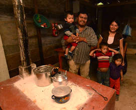 Ana and her family (photgraphed by Dan Grossman)