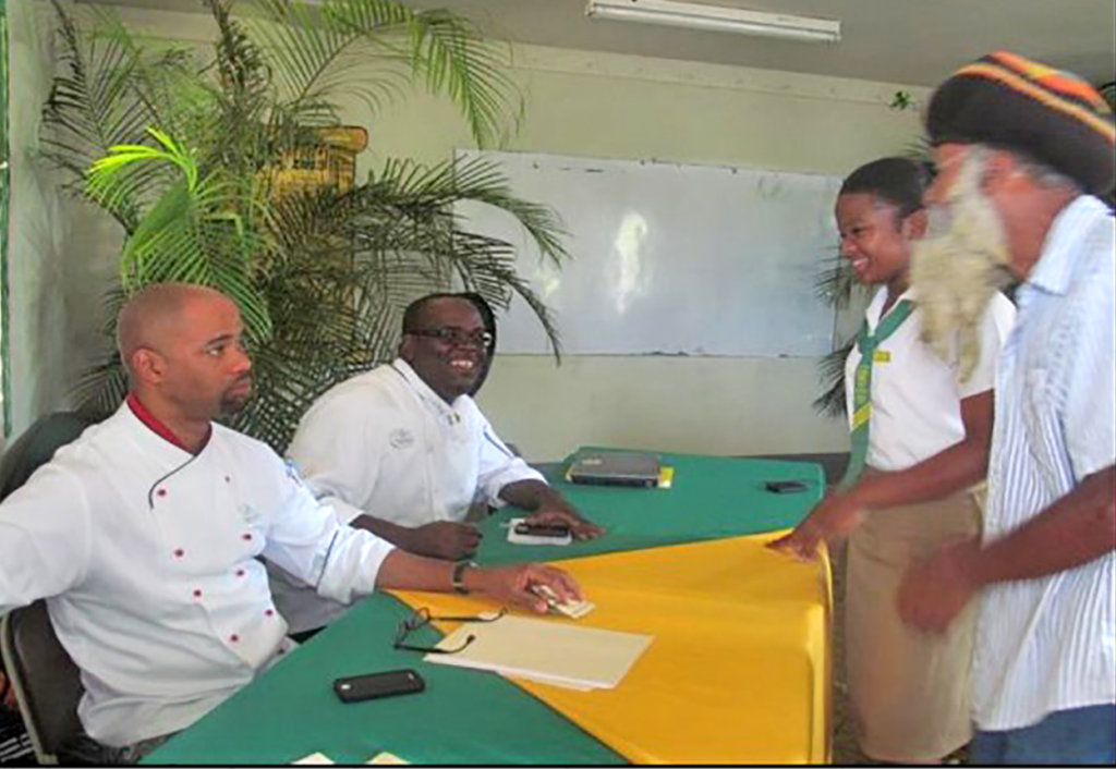 Fund Jamaican Farmers in Climate-Smart Aquaponics