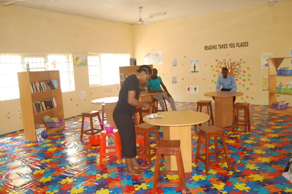 Provide WASH libraries and Pads4Girls in Nigeria