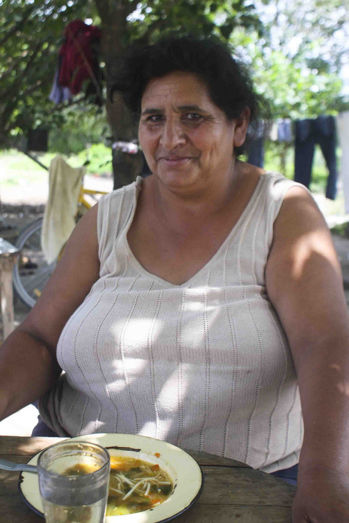Teaching handcrafts to 20 women in Argentina