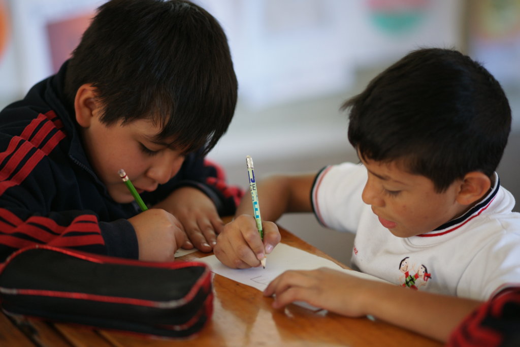 Help 650 At-Risk Children in Mexico Stay in School