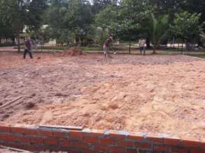 Landfilling (to prevent flooding) in Run Ta Ek