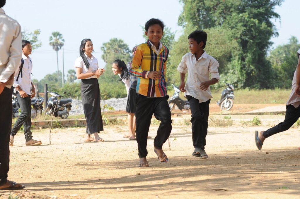 Support 2000 Students in Cambodia