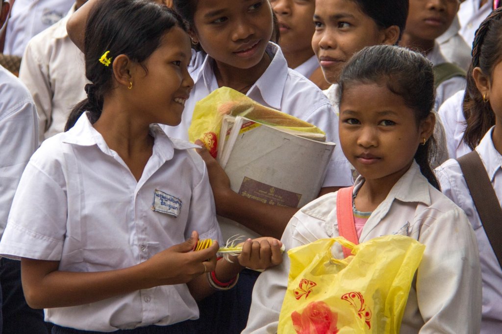 Support 2000 Students in Cambodia