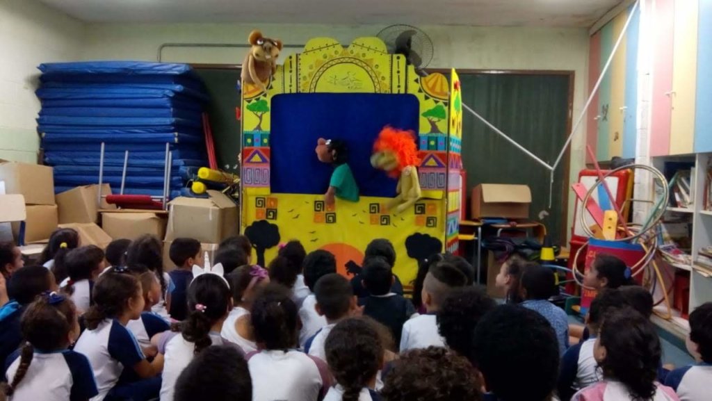 Any space is a good place for puppet theatre!