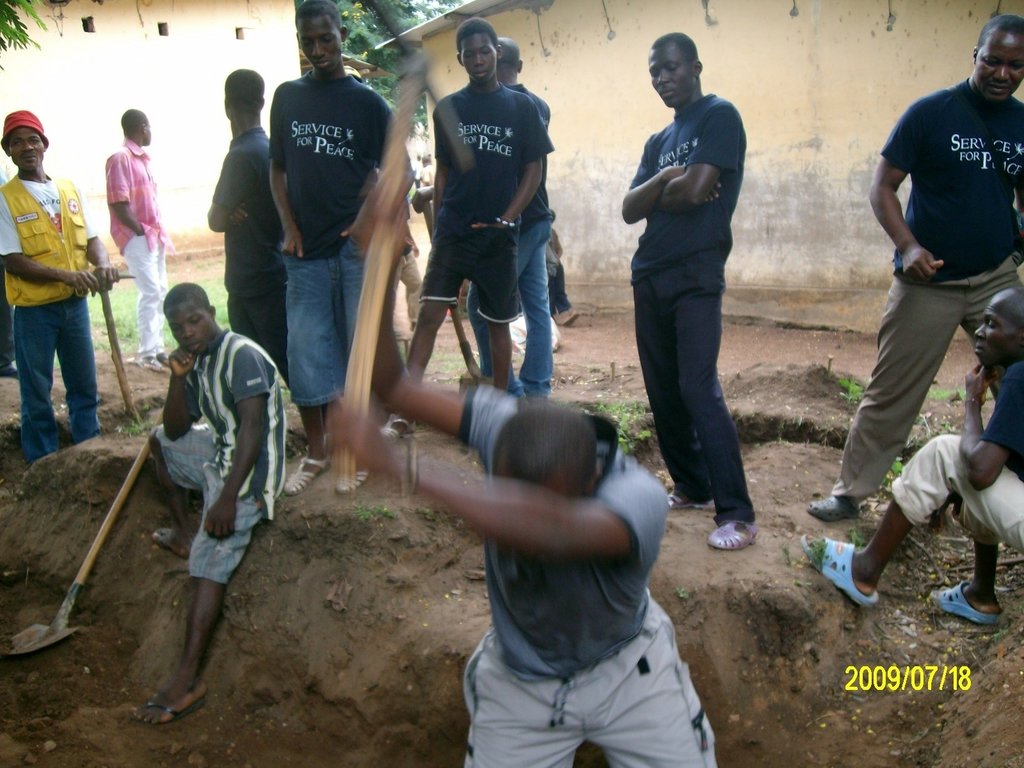 Model School for Addressing Illiteracy in Blanfla
