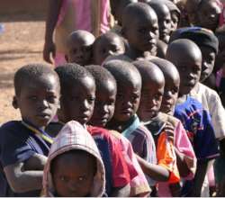 children from Nefrelaye