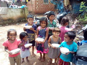 Manna Food distribution in Calangute 22nd July2017