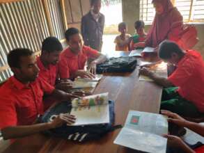 Teacher Provide Support in Class room