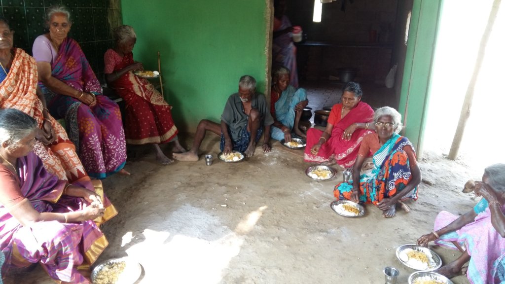 Food support to 32 neglected elders