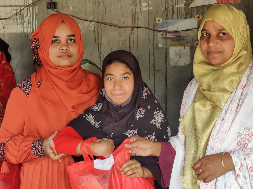 Support to women with Materials