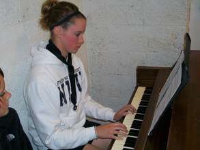 Multi-Talented Piano and Sax Player
