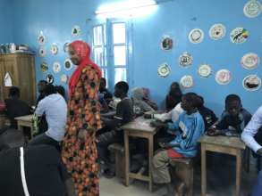 A Maison de la Gare class in session