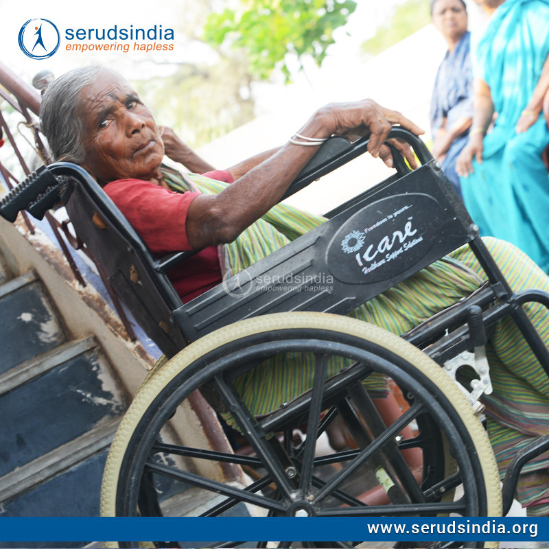 Sponsor Milk for Elderly Persons in a Old Age Home