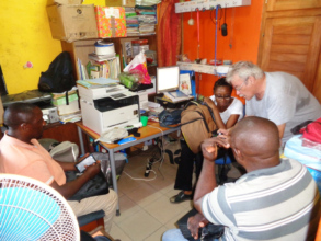 Meeting between Daniel, architect and builders
