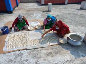 Traditional product (pumpkin pill) making