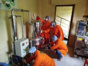 Mowal group packaging honey