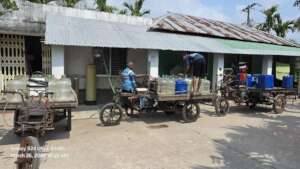 Supplying  water among the far distance community