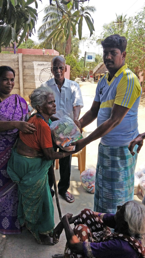 Help to provide food groceries to neglected elder